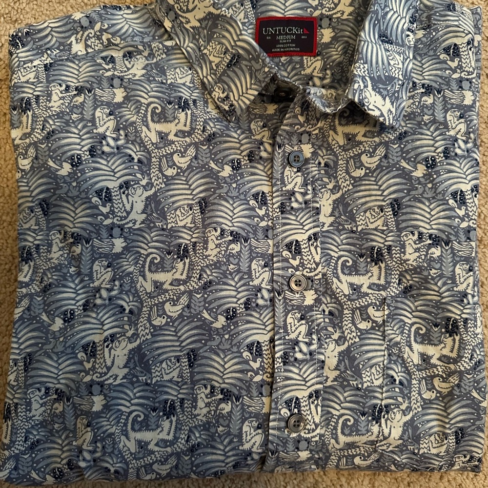 UNTuckit Men’s short sleeve blue button down shirt size M slim fit EUC - Picture 4 of 4